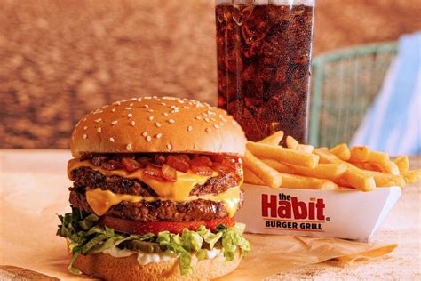 Pizza Hut cheeseburger melt joins the menu for a limited time.